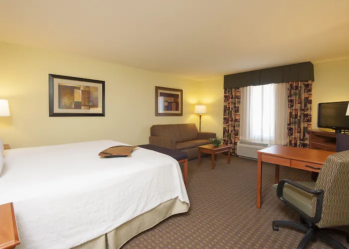 Hampton Inn Macomb