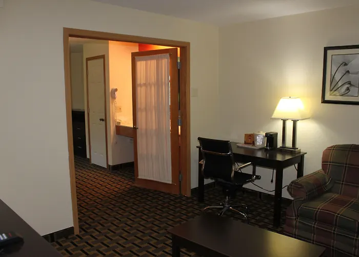 Americinn By Wyndham West Burlington